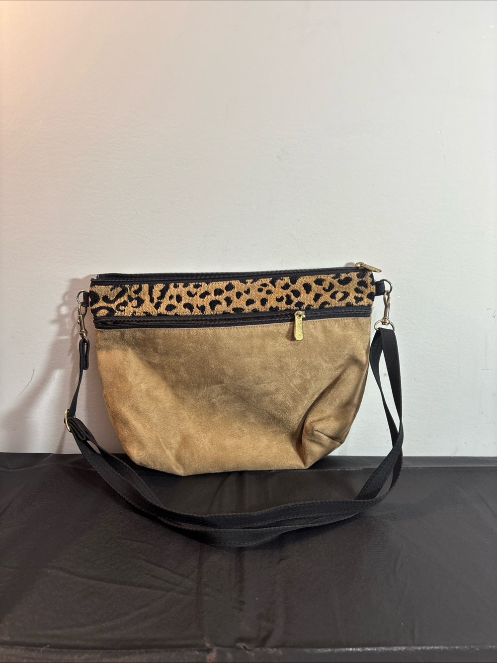 Danny K VTG Brown Suede Leopard Trim Crossbody Bag in Tan. 9/9